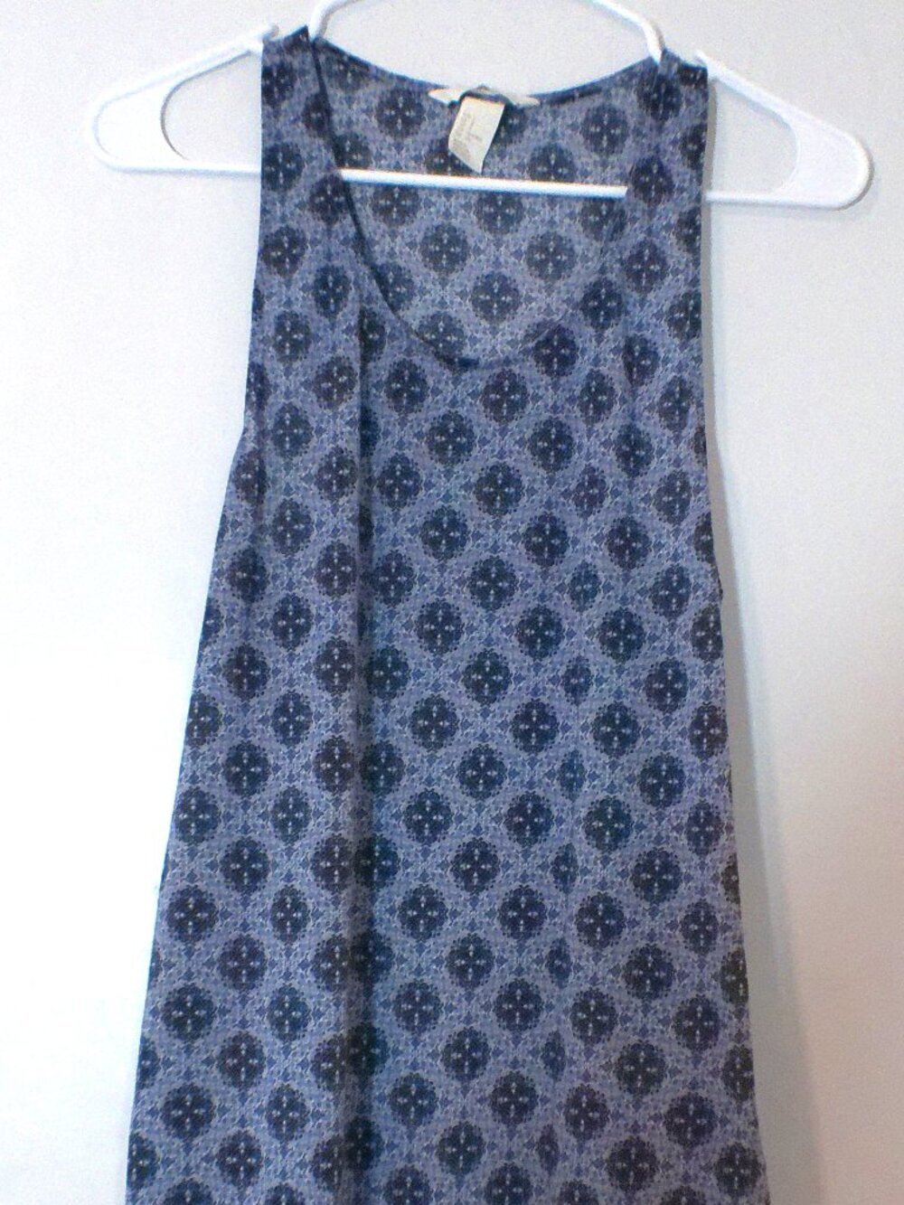 H&M Conscious Women’s Sleeveless Blouse Size Small Blue Printed Flowy Tank Top